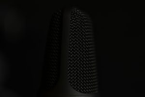 Layanan jasa voice over dan dubbing video profesional untuk memenuhi kebutuhan proyek multimedia Anda